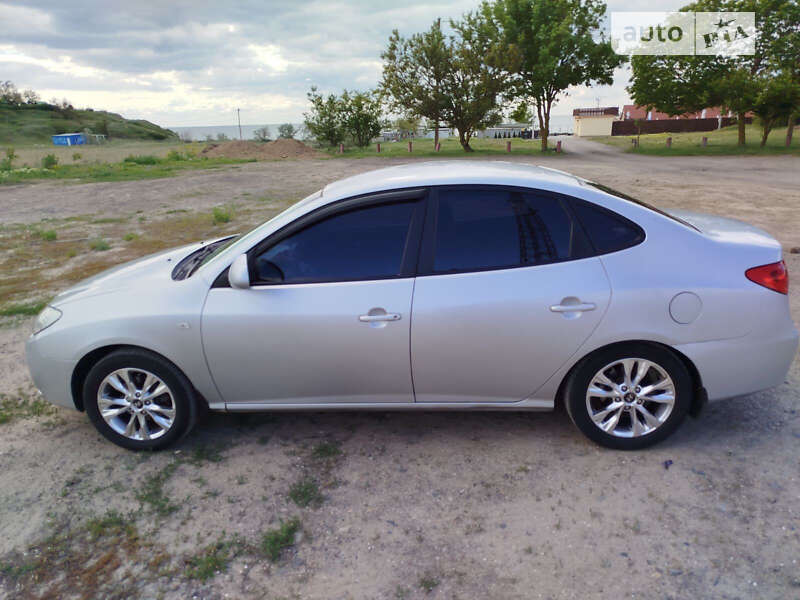 2008 hyundai elantra