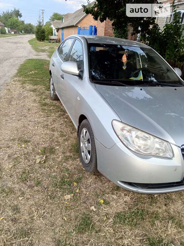 2009 hyundai elantra