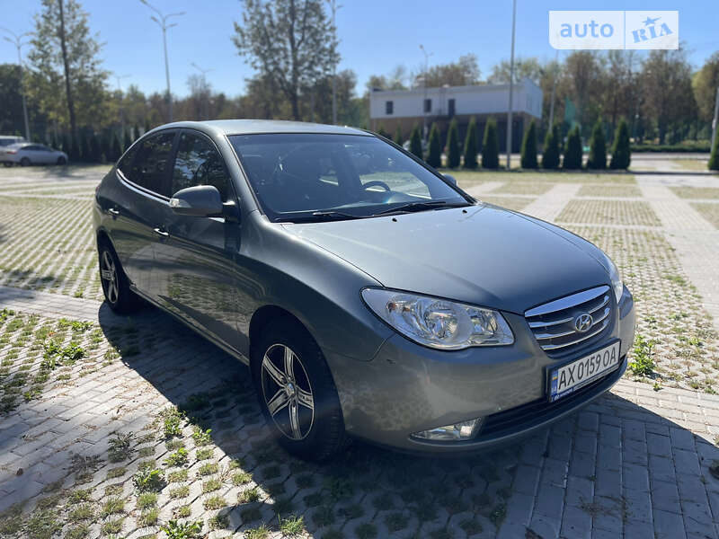 2010 hyundai elantra