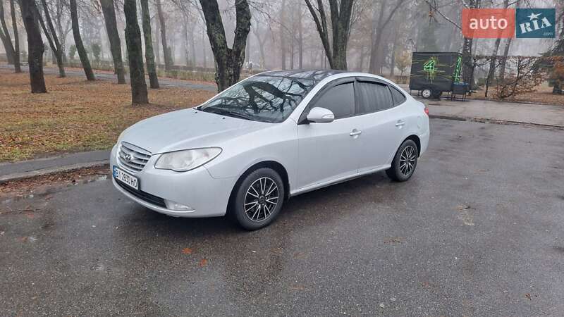 2011 hyundai elantra