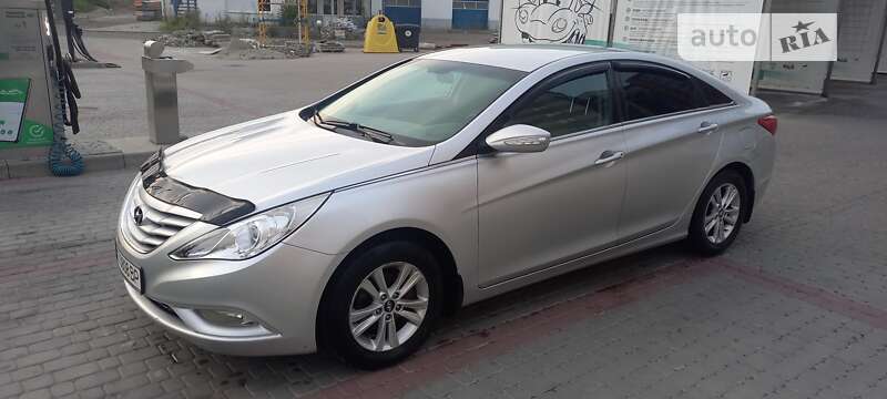 2010 hyundai sonata