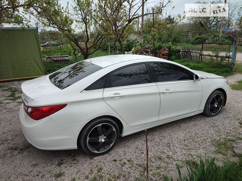 2010 hyundai sonata