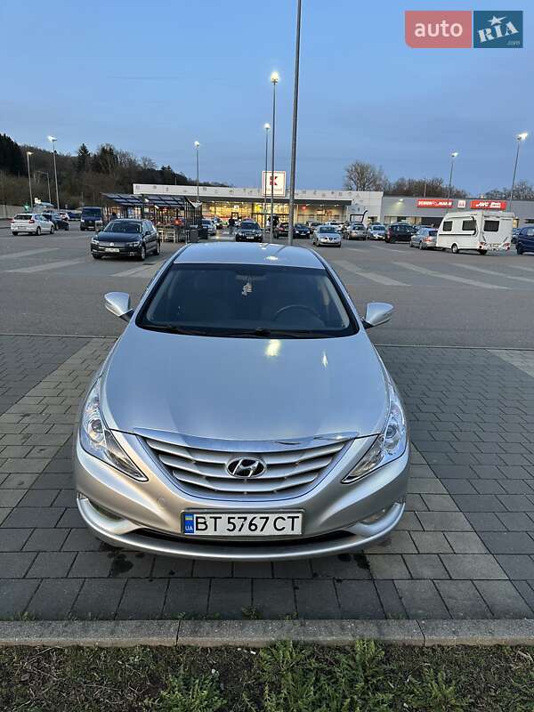 2011 hyundai sonata