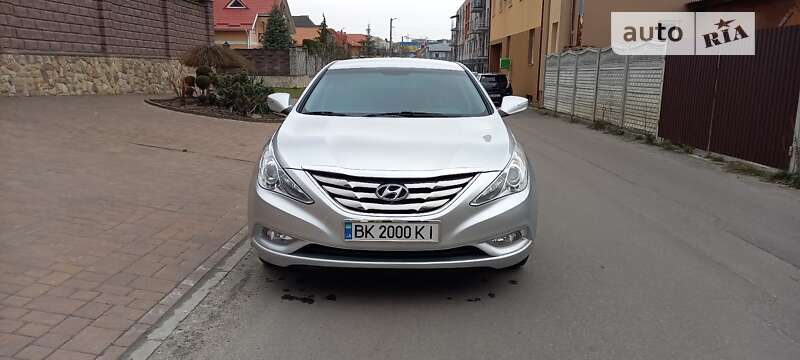 2011 hyundai sonata