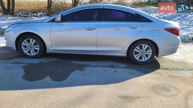 2011 hyundai sonata