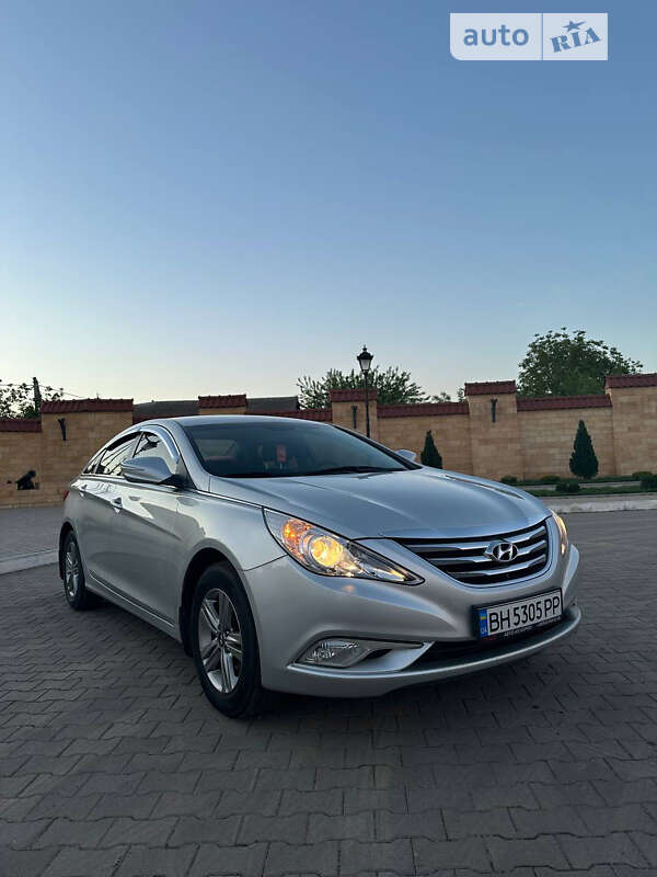 2012 hyundai sonata lf
