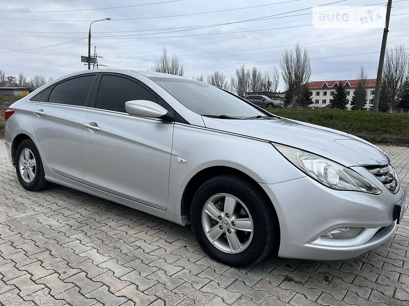 2010 hyundai sonata