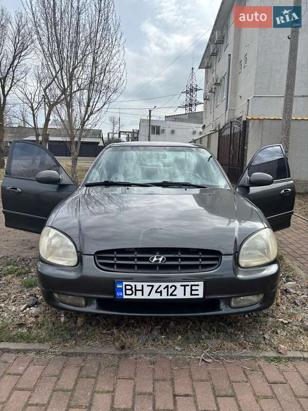 2001 hyundai sonata