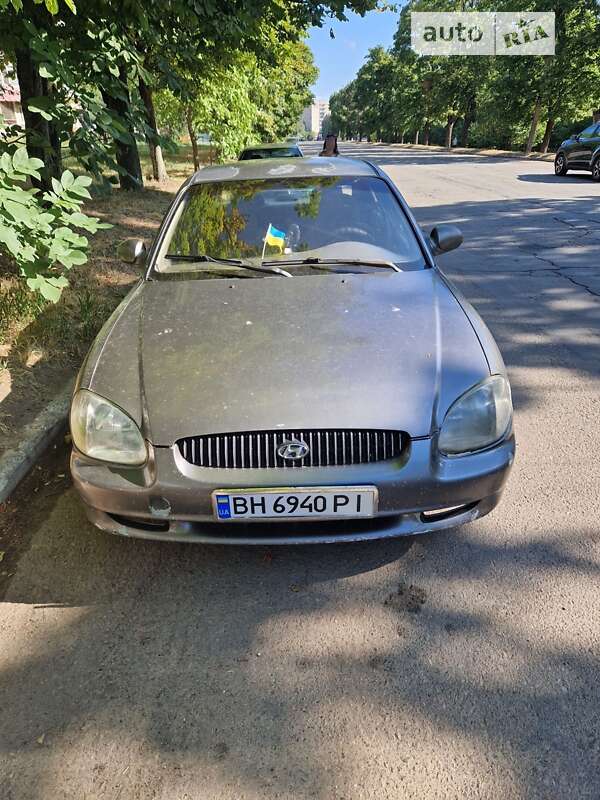 1999 hyundai sonata