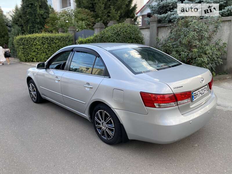 2005 hyundai sonata