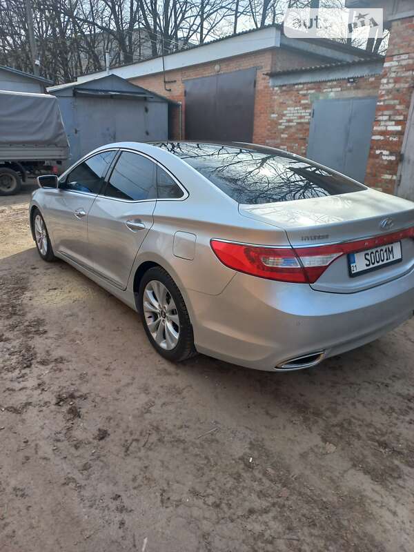 2012 hyundai azera
