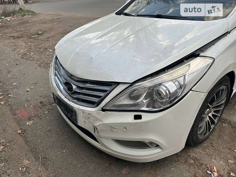 2012 hyundai azera