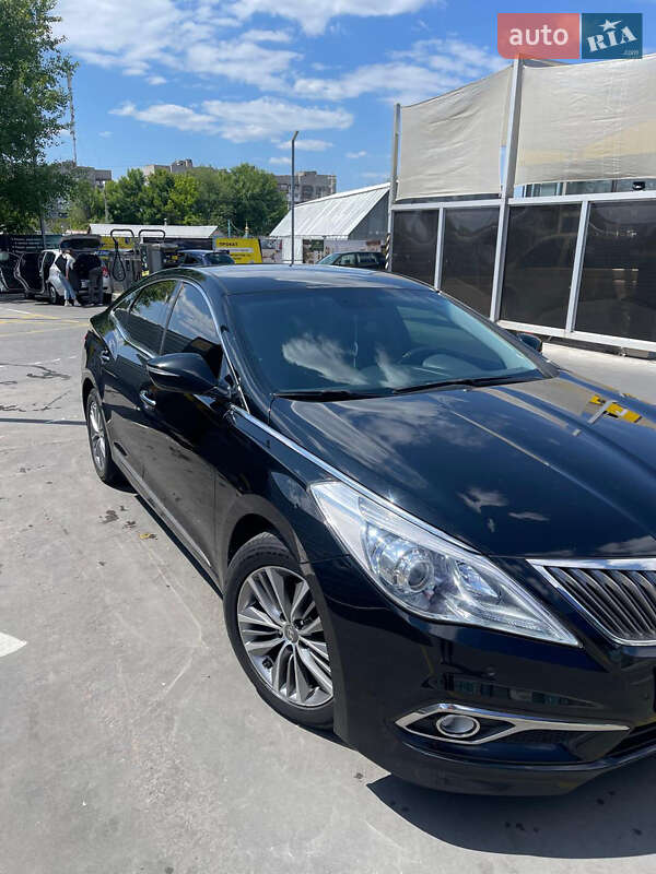 2016 hyundai grandeur
