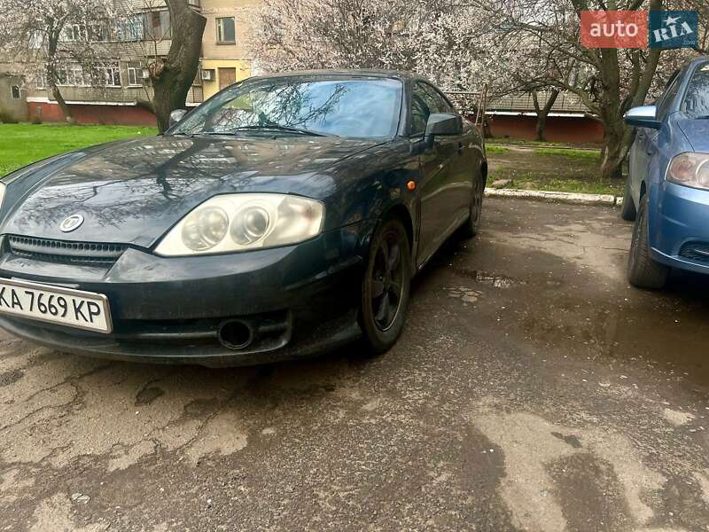 2005 hyundai tiburon