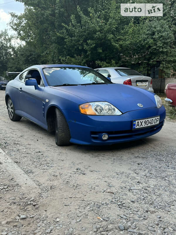 2004 hyundai tiburon
