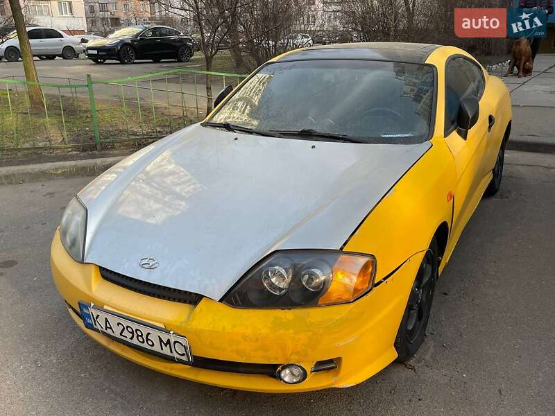 2005 hyundai tiburon