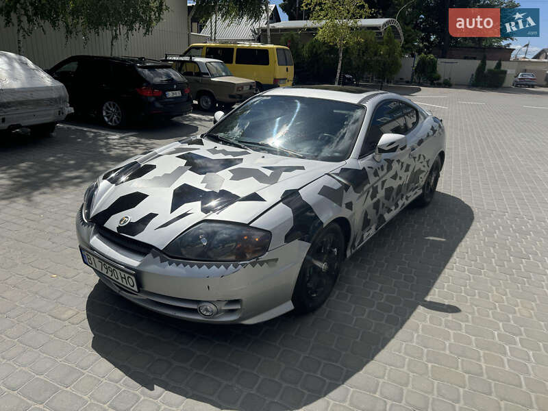 2003 hyundai tiburon