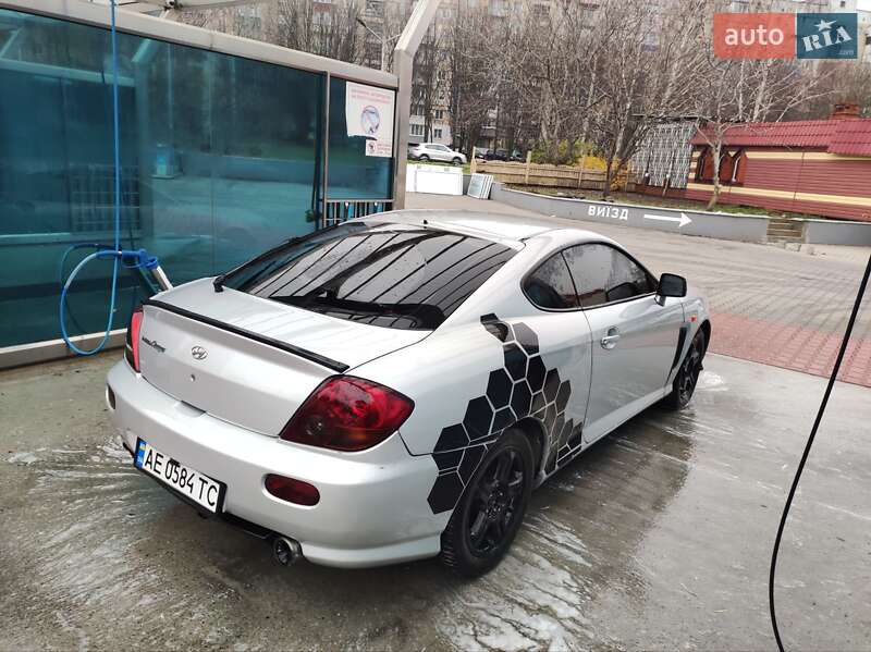 2002 hyundai coupe