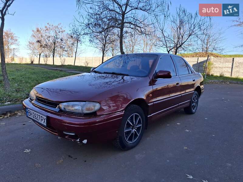 1995 hyundai lantra