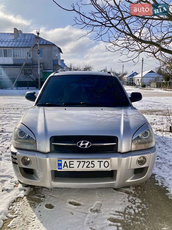 2005 hyundai tucson