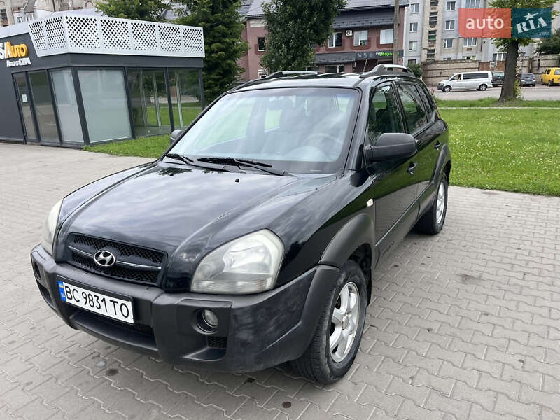 2005 hyundai tucson