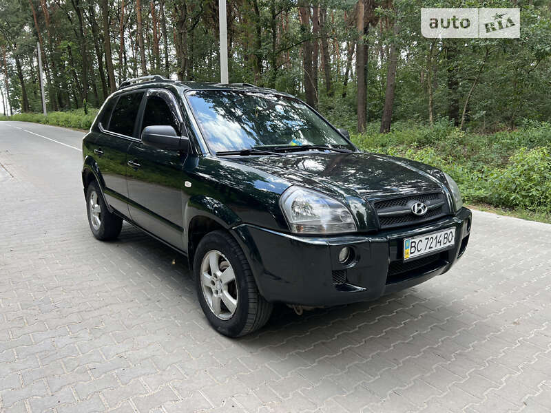2005 hyundai tucson