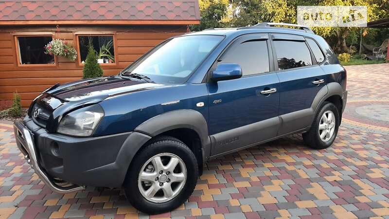 2004 hyundai tucson