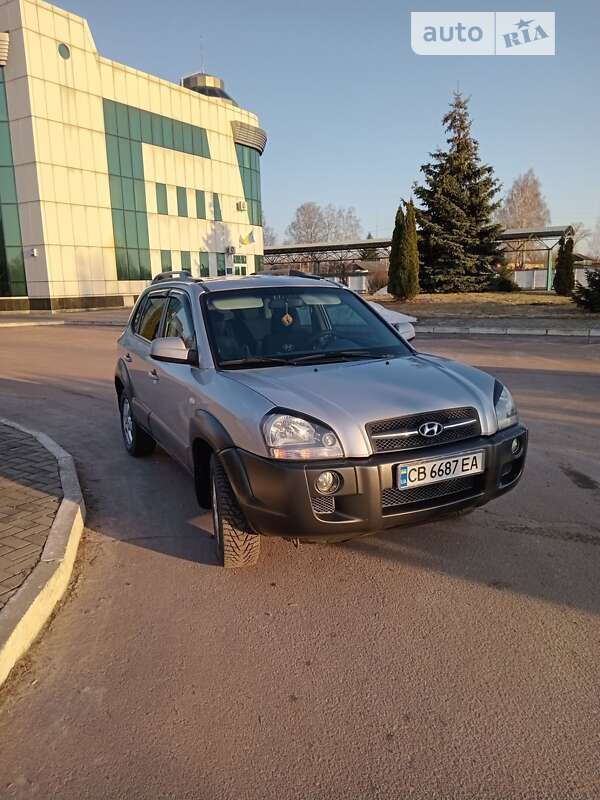 2005 hyundai tucson