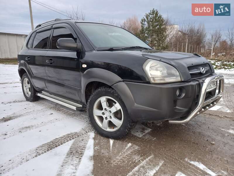 2005 hyundai tucson