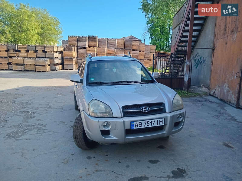 2005 hyundai tucson