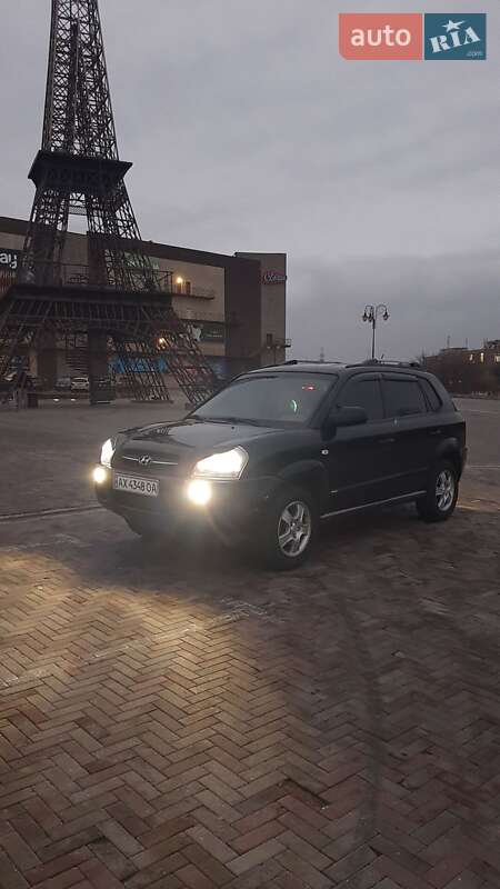 2005 hyundai tucson