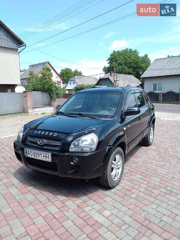 2005 hyundai tucson