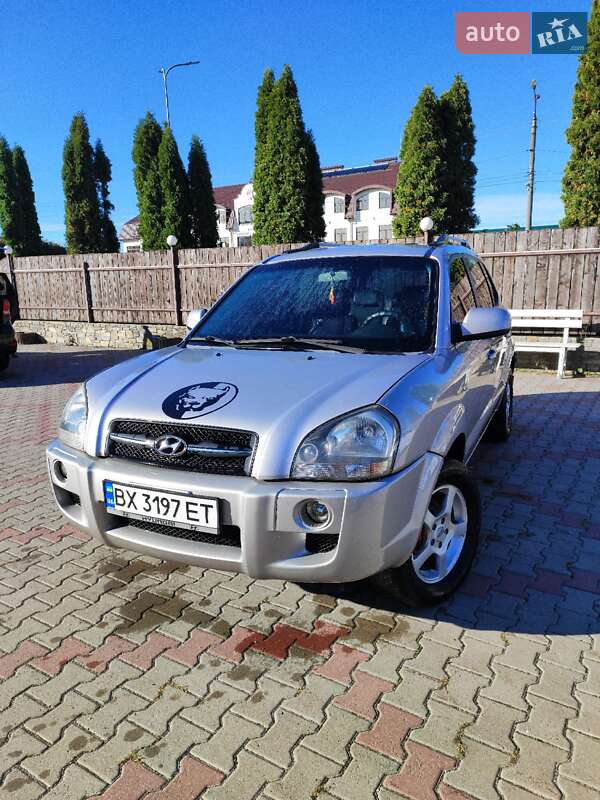 2005 hyundai tucson