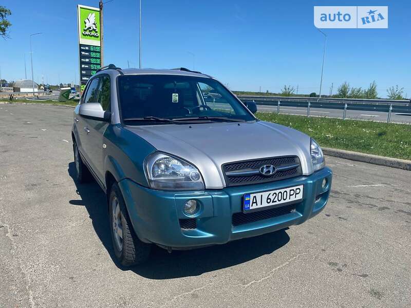 2005 hyundai tucson