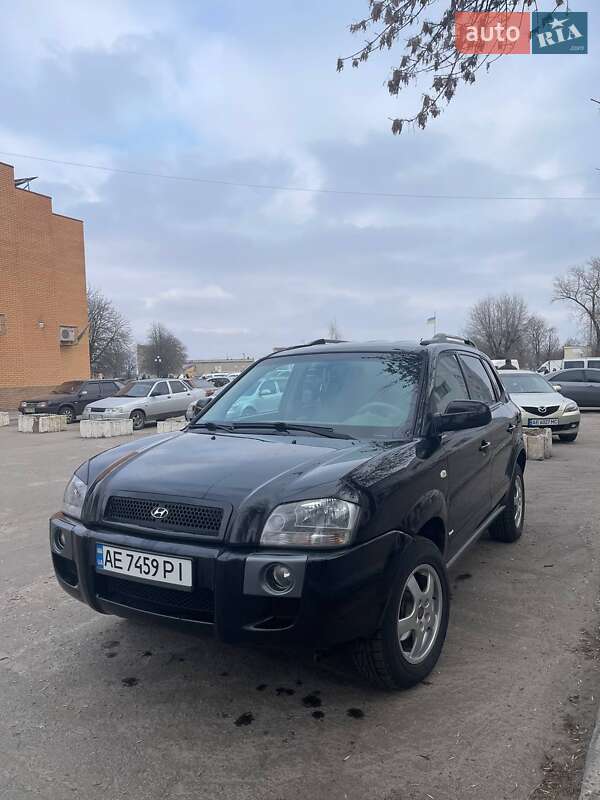 2005 hyundai tucson