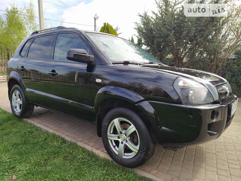2005 hyundai tucson