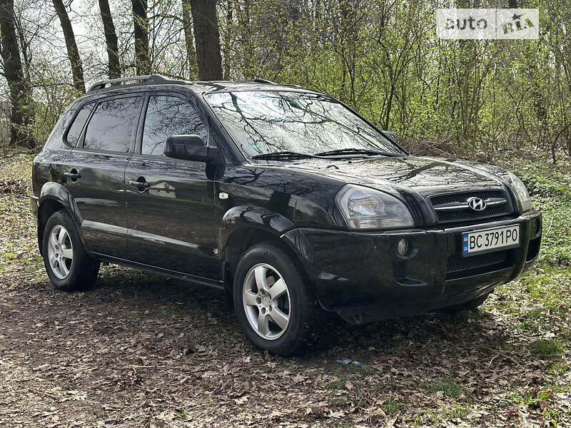 2005 hyundai tucson