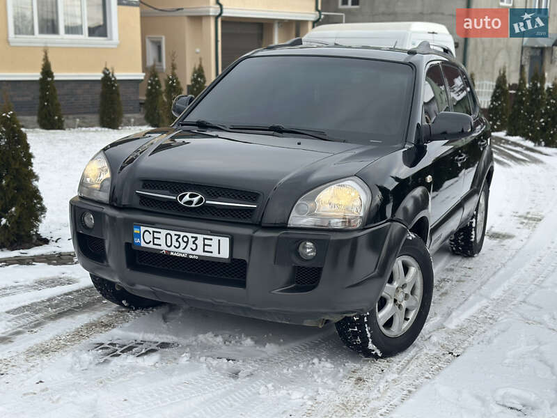 2004 hyundai tucson
