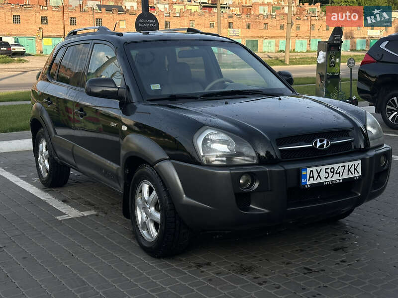 2004 hyundai tucson