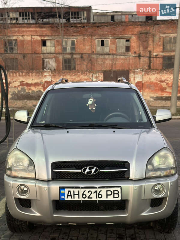 2005 hyundai tucson