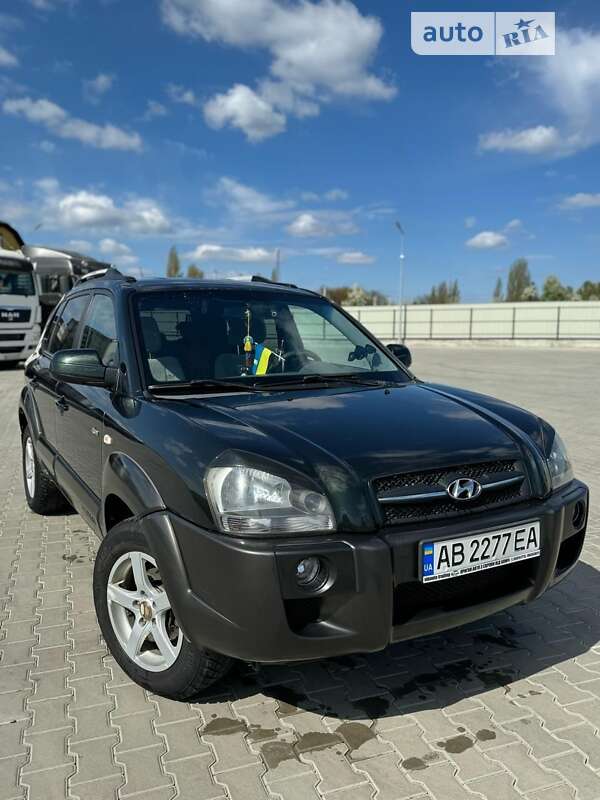 2004 hyundai tucson