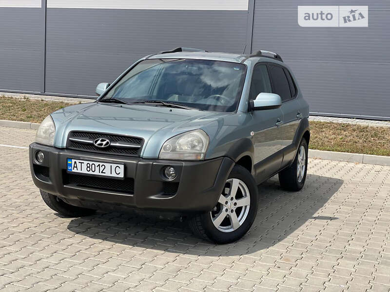 2005 hyundai tucson