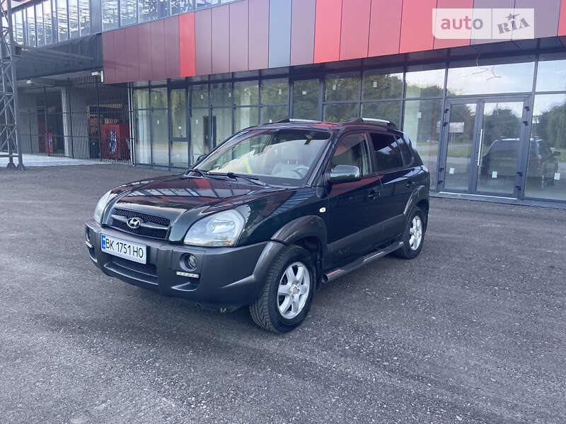 2005 hyundai tucson