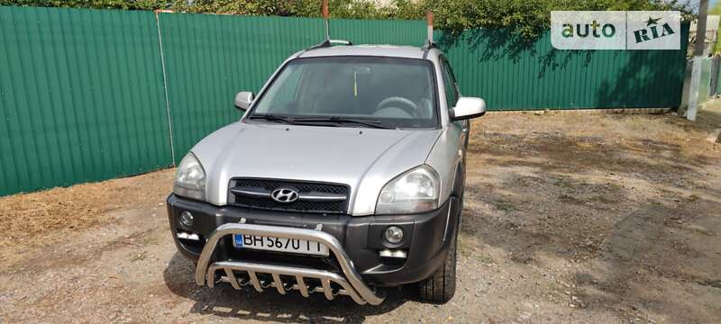 2005 hyundai tucson