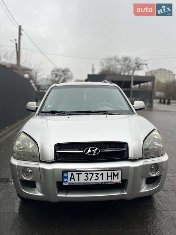 2005 hyundai tucson