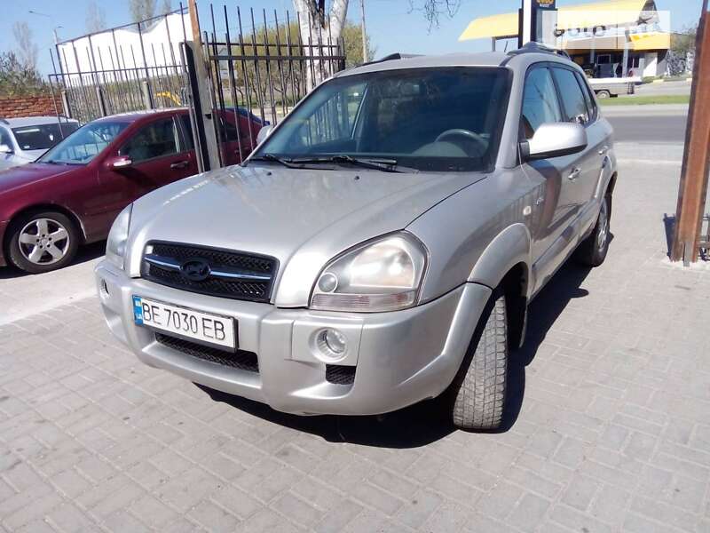 2005 hyundai tucson