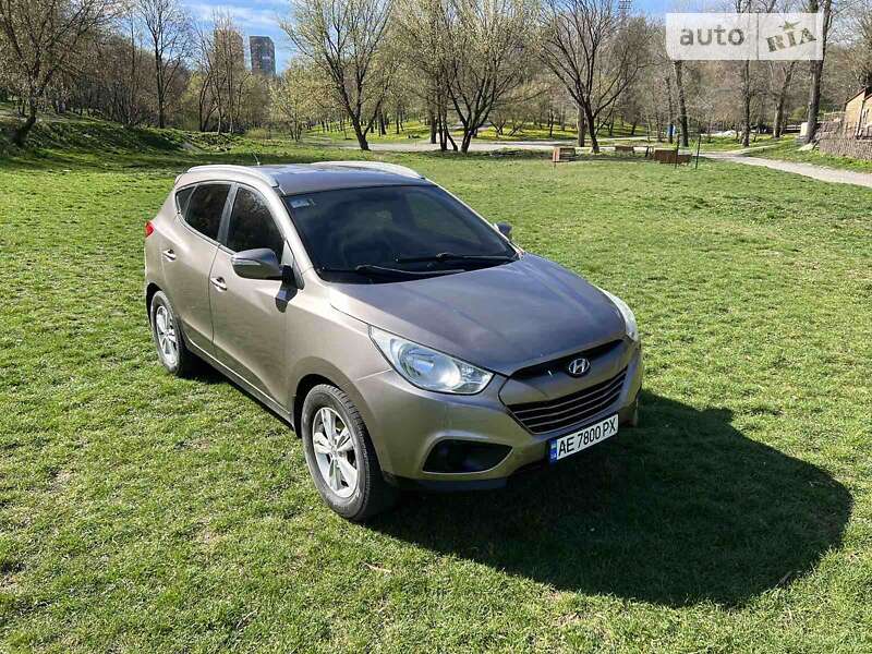 2010 hyundai tucson