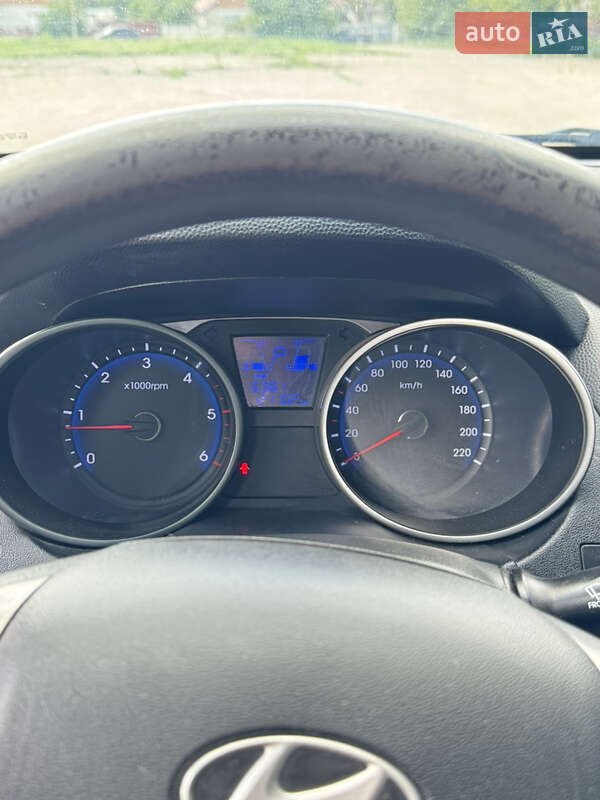 2011 hyundai ix35