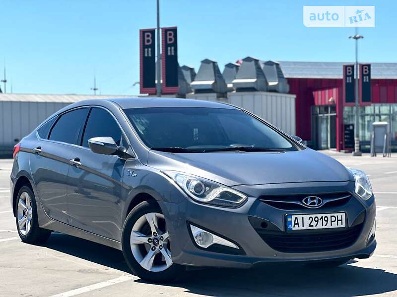 2011 hyundai i40