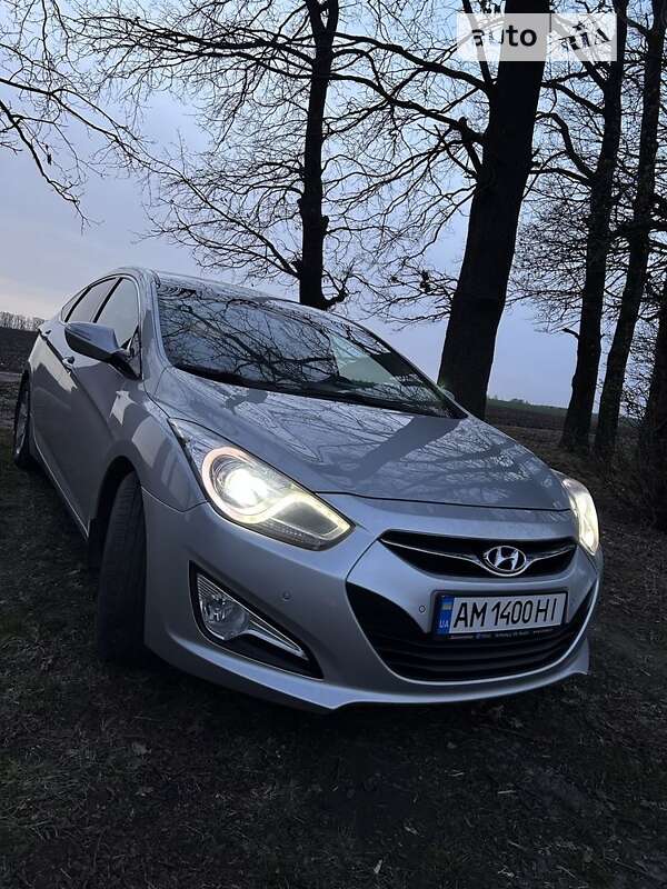 2012 hyundai i40